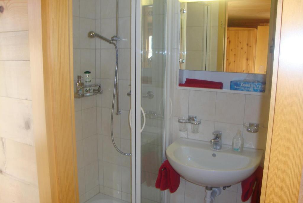 Hotel Bietschhorn Kippel Habitación foto