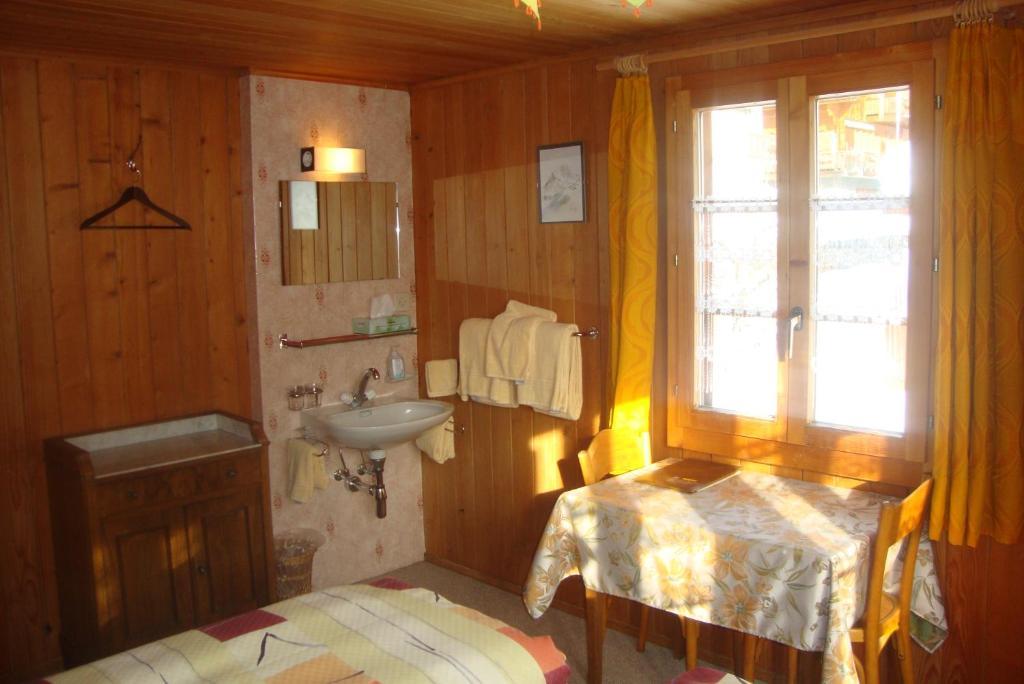 Hotel Bietschhorn Kippel Habitación foto