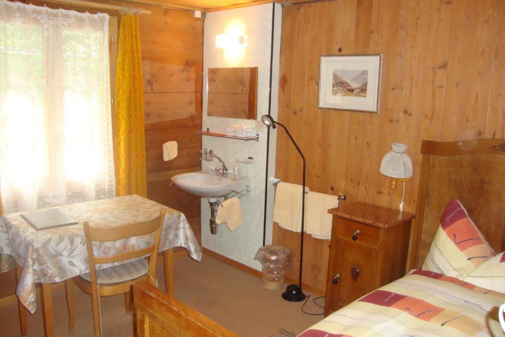 Hotel Bietschhorn Kippel Habitación foto